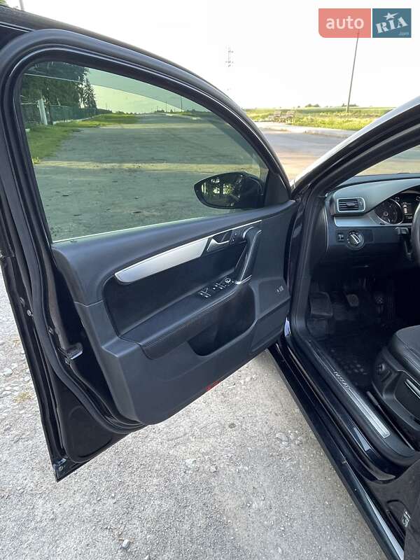 Универсал Volkswagen Passat 2013 в Городке