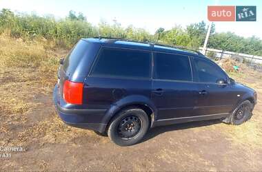 Універсал Volkswagen Passat 2000 в Тернополі