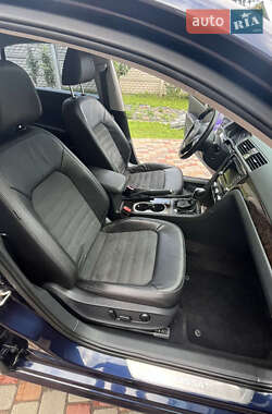Седан Volkswagen Passat 2014 в 