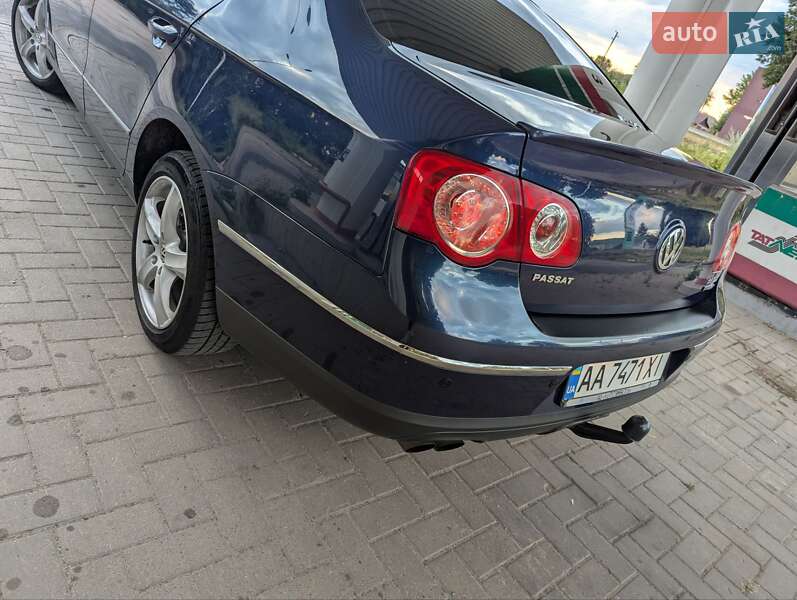 Седан Volkswagen Passat 2009 в Гадяче