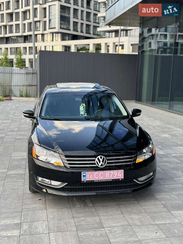 Седан Volkswagen Passat 2014 в Киеве