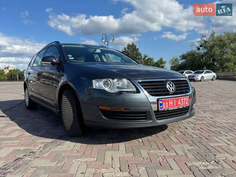 Volkswagen Passat 2010