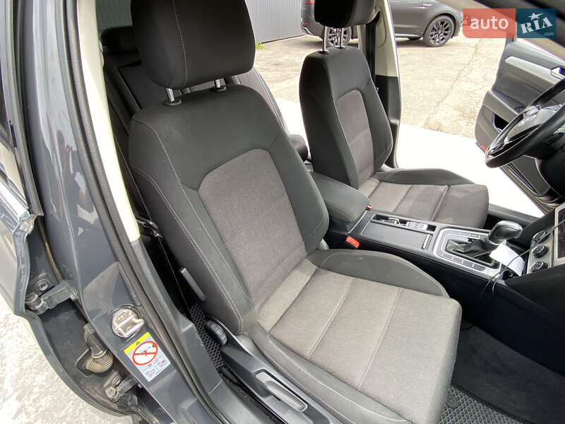 Седан Volkswagen Passat 2017 в Киеве