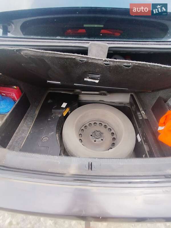 Седан Volkswagen Passat 2005 в Ланівці