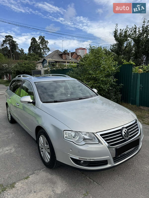 Універсал Volkswagen Passat 2010 в Києві