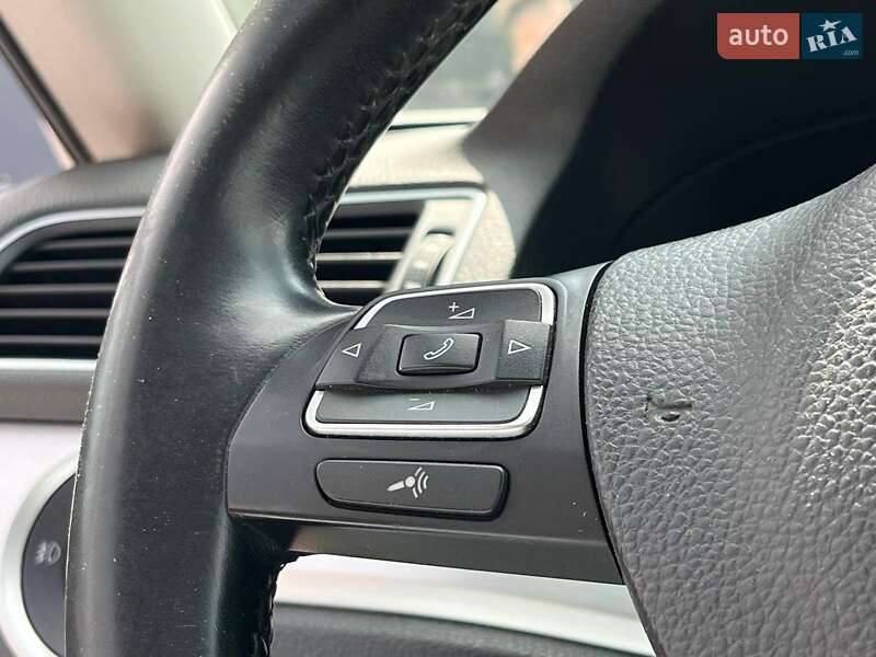 Седан Volkswagen Passat 2012 в Львове фото 28 Седан Volkswagen Passat 2012 в Львове
