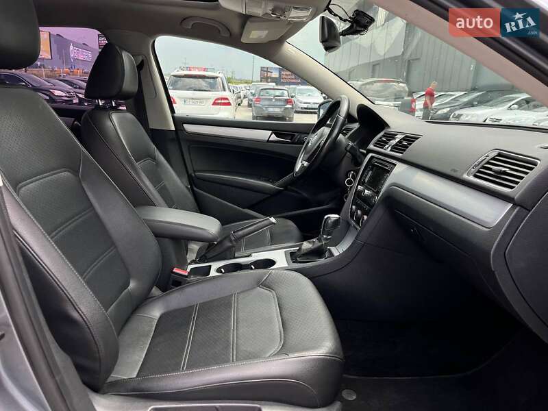 Седан Volkswagen Passat 2012 в Львове фото 44 Седан Volkswagen Passat 2012 в Львове