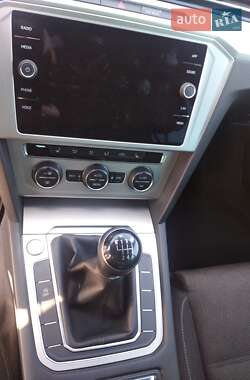 Универсал Volkswagen Passat 2017 в 
