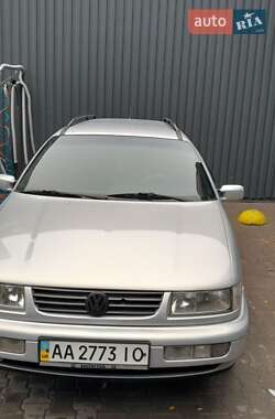Універсал Volkswagen Passat 1996 в Києві