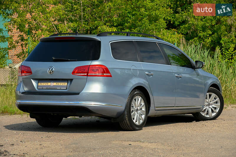 Універсал Volkswagen Passat 2011 в Бердичеві