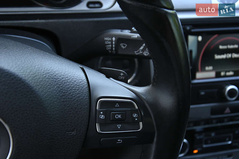 Універсал Volkswagen Passat 2011 в Бердичеві