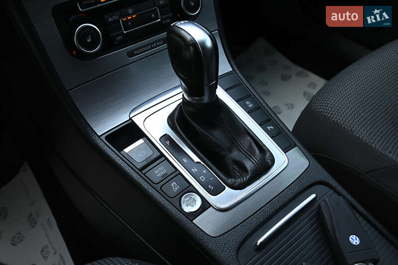 Універсал Volkswagen Passat 2011 в Бердичеві