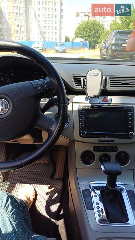 Универсал Volkswagen Passat 2006 в Житомире