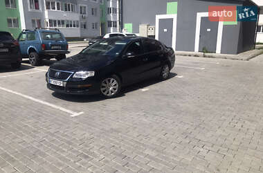 Седан Volkswagen Passat 2005 в Львове