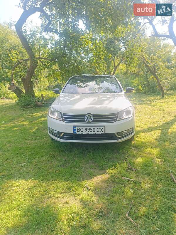 Седан Volkswagen Passat 2013 в 