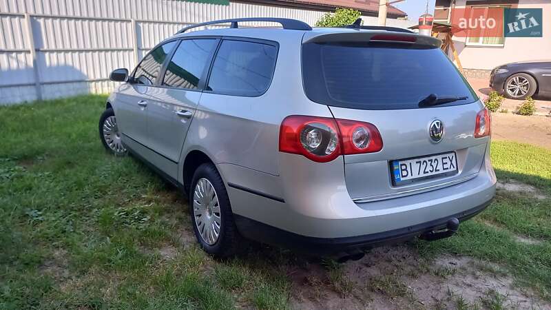 Универсал Volkswagen Passat 2010 в Миргороде