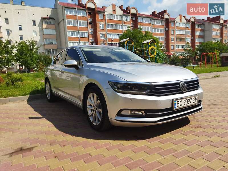 Седан Volkswagen Passat 2015 в Чорткове