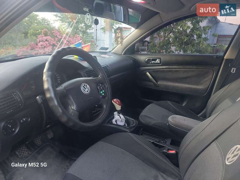 Седан Volkswagen Passat 1998 в Балте