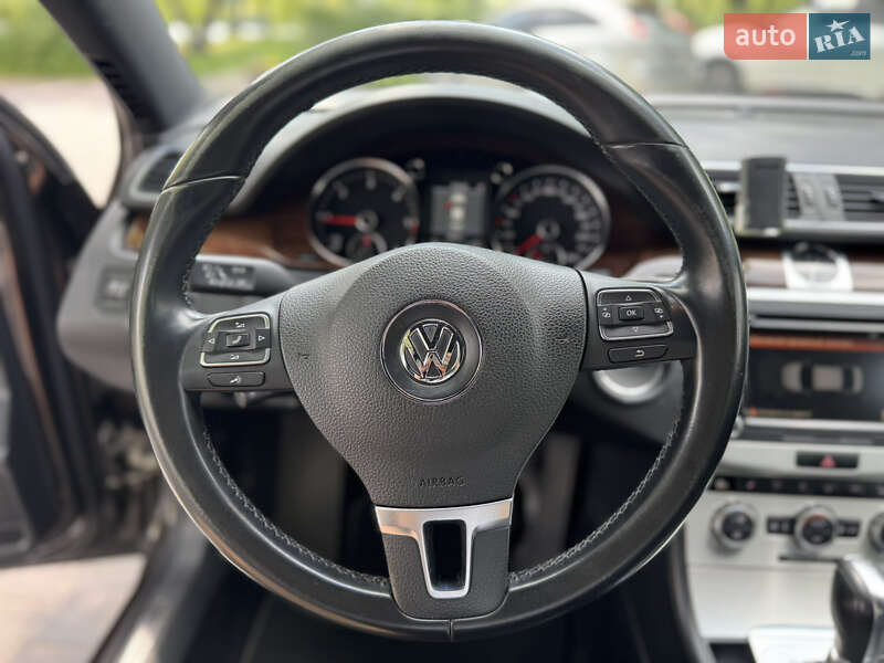 Седан Volkswagen Passat 2013 в Киеве фото 15 Седан Volkswagen Passat 2013 в Киеве