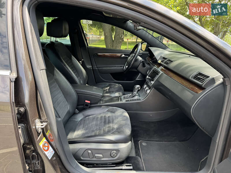 Седан Volkswagen Passat 2013 в Киеве фото 34 Седан Volkswagen Passat 2013 в Киеве