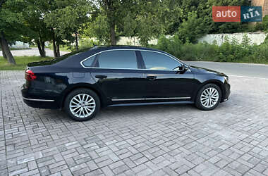 Седан Volkswagen Passat 2016 в 