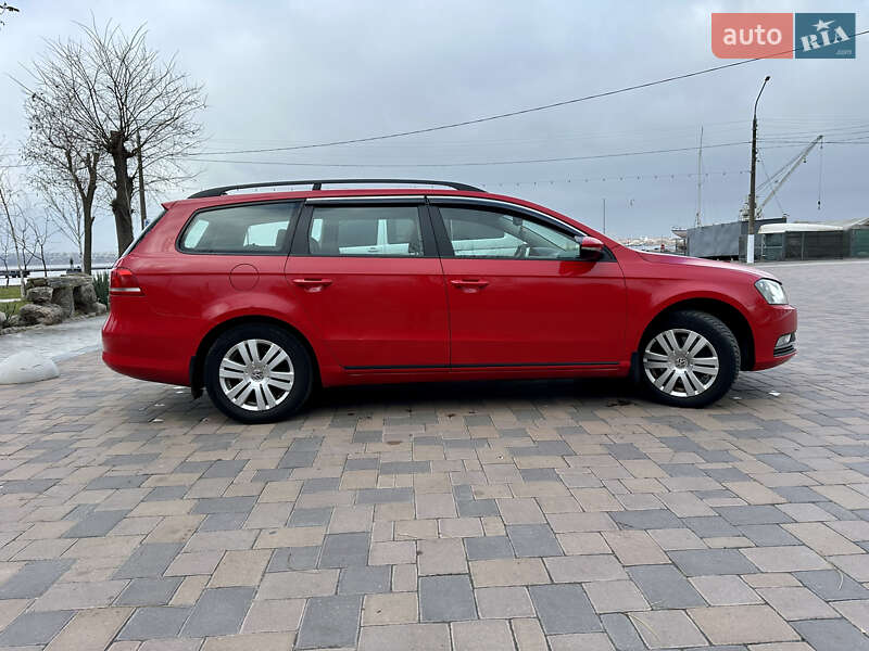 Универсал Volkswagen Passat 2011 в Николаеве