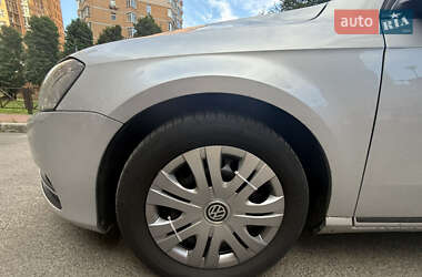 Универсал Volkswagen Passat 2012 в Славянске