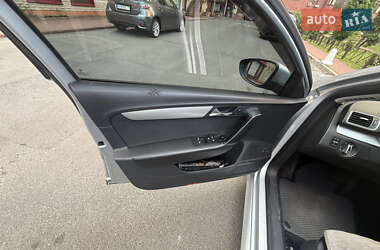 Универсал Volkswagen Passat 2012 в Славянске
