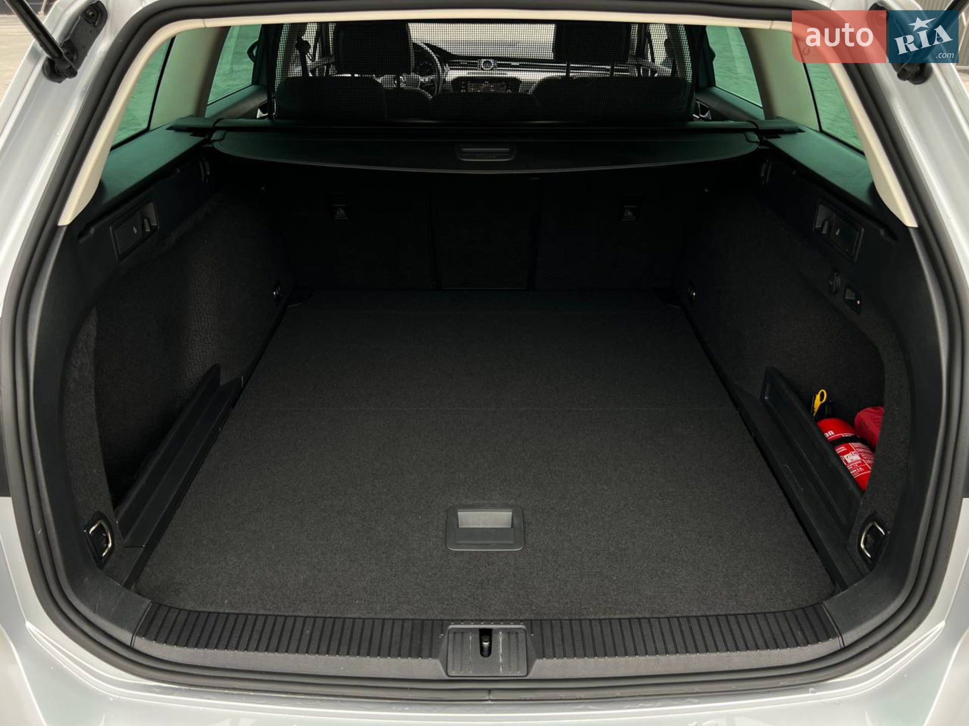 2019 Volkswagen Passat - мініатюра 42
