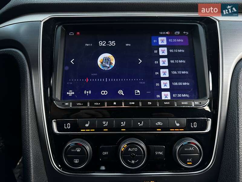 Седан Volkswagen Passat 2017 в Ивано-Франковске