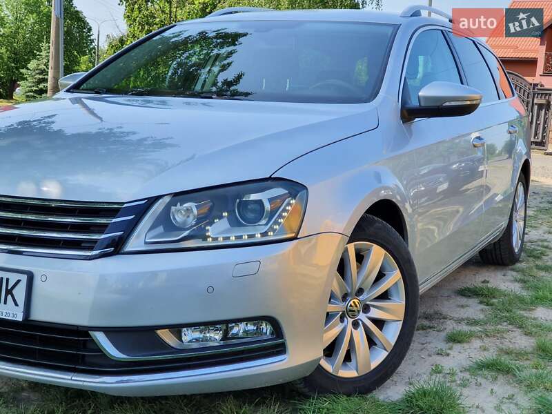 Универсал Volkswagen Passat 2011 в Луцке фото 7 Универсал Volkswagen Passat 2011 в Луцке