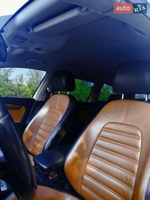 Универсал Volkswagen Passat 2013 в Умани