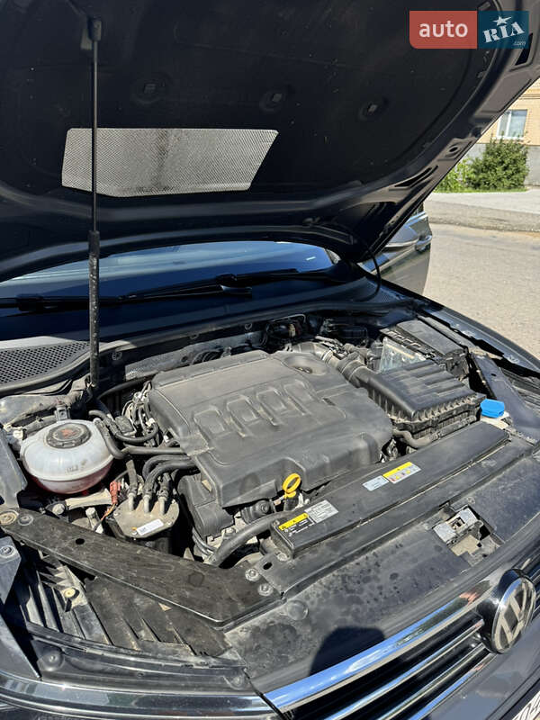 Универсал Volkswagen Passat 2020 в Хмельницком