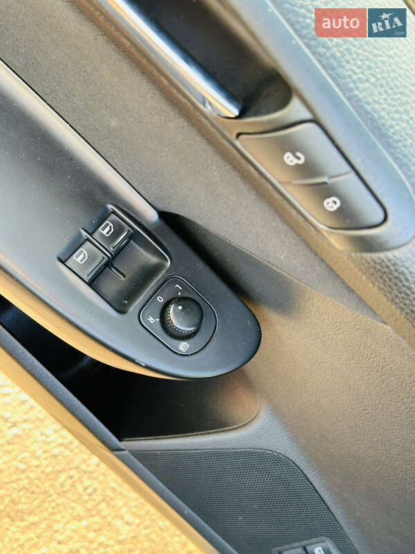 Универсал Volkswagen Passat 2009 в Харькове