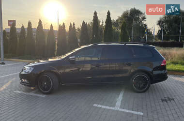 Універсал Volkswagen Passat 2011 в 