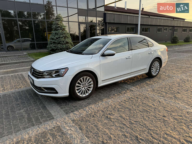 Седан Volkswagen Passat 2016 в Пирятине