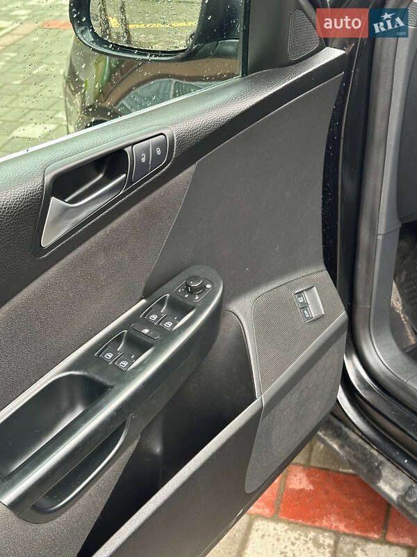 Універсал Volkswagen Passat 2010 в Шептицькому