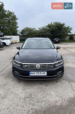 Універсал Volkswagen Passat 2015 в Вараші