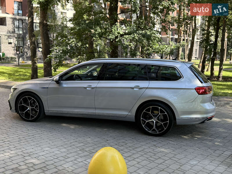 Универсал Volkswagen Passat 2021 в Броварах