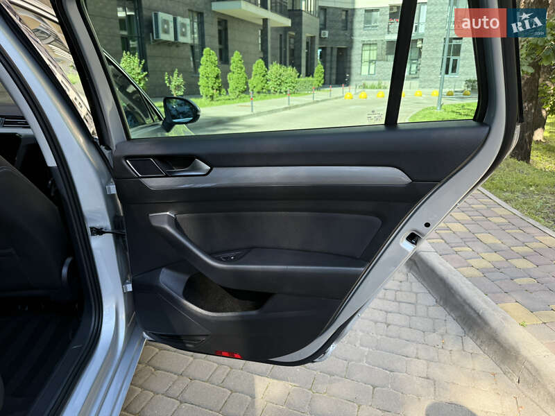 Универсал Volkswagen Passat 2021 в Броварах