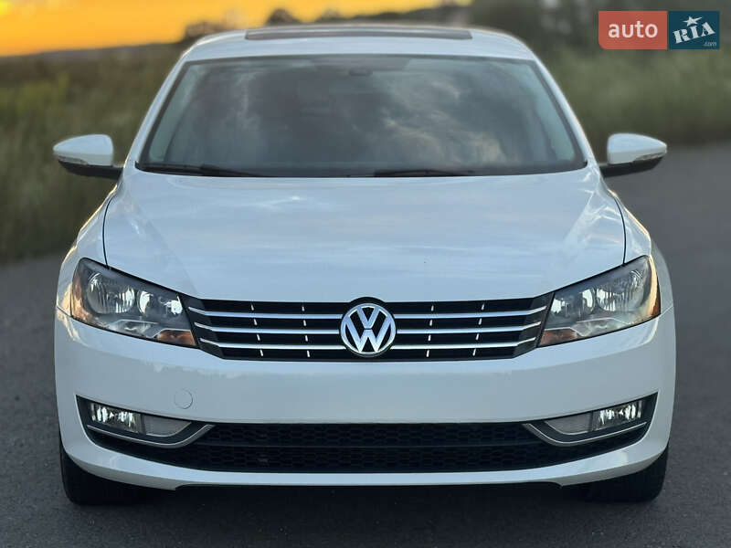 Седан Volkswagen Passat 2015 в Дрогобыче