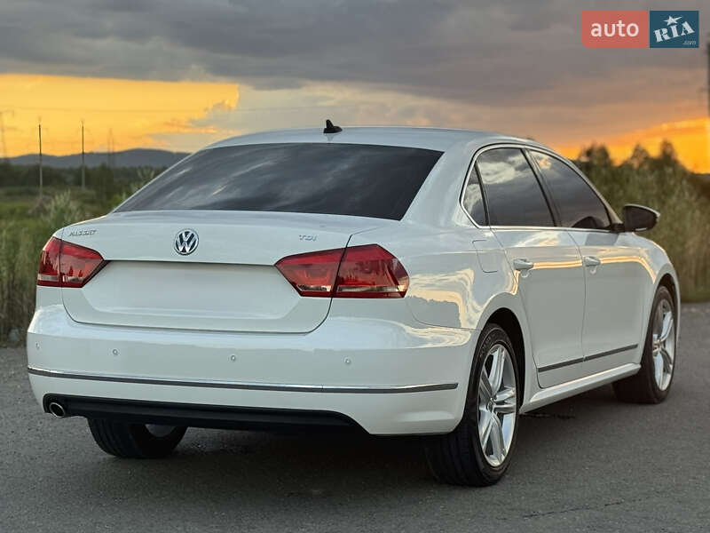 Седан Volkswagen Passat 2015 в Дрогобыче
