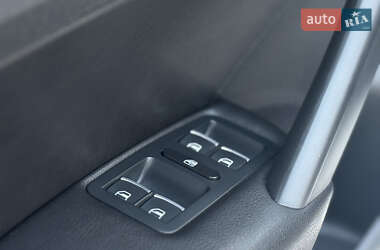 Седан Volkswagen Passat 2015 в 