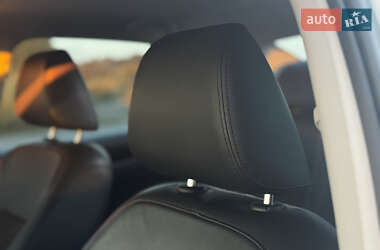 Седан Volkswagen Passat 2015 в 