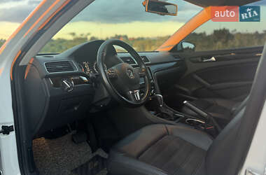 Седан Volkswagen Passat 2015 в 