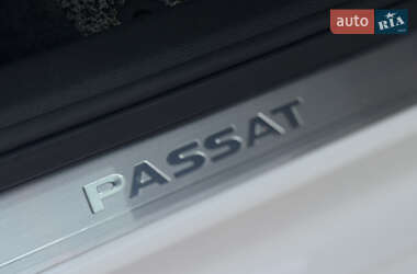 Седан Volkswagen Passat 2015 в 