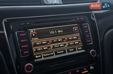 Седан Volkswagen Passat 2015 в 