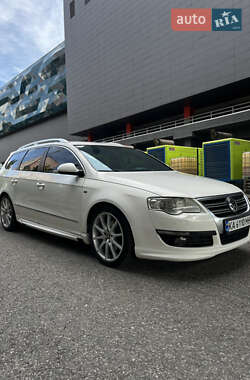 Універсал Volkswagen Passat 2010 в 