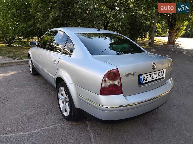 Седан Volkswagen Passat 2004 в Дніпрі