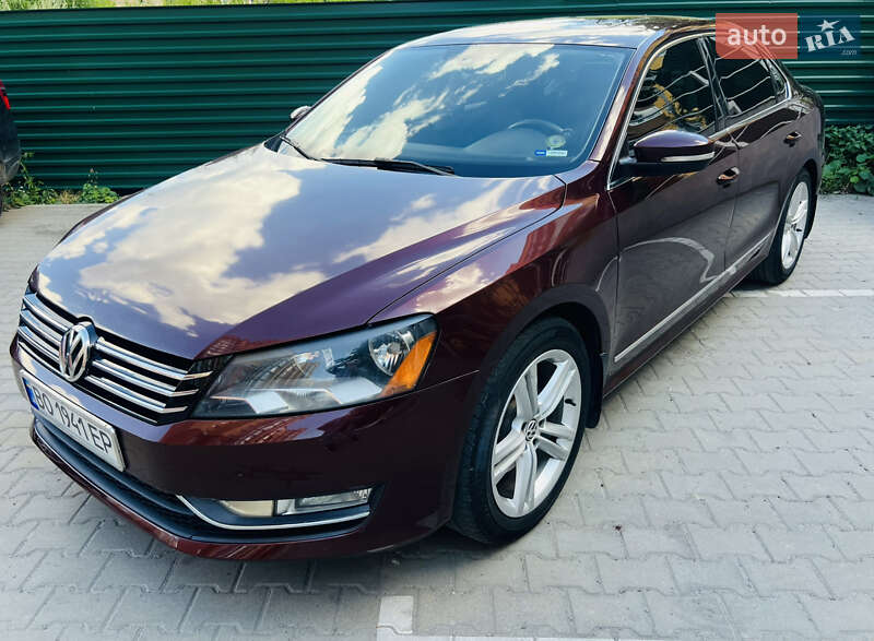 Седан Volkswagen Passat 2013 в Тернополе